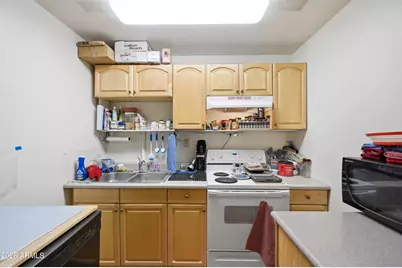 2042 N Center Street, Mesa, AZ 85201 - Photo 59