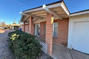 551 W Gail Dr, Chandler, AZ 85225 - Photo 3