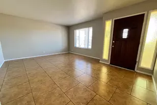 551 W Gail Dr, Chandler, AZ 85225 - Photo 7