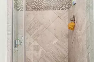 9001 E San Victor Dr, Scottsdale, AZ 85258 - Photo 21