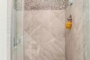 9001 E San Victor Dr, Scottsdale, AZ 85258 - Photo 21