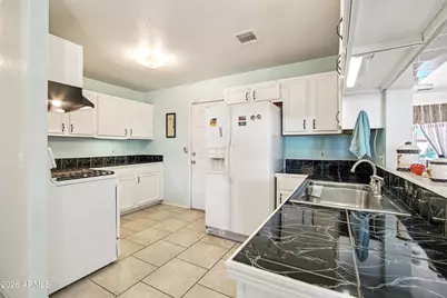 134 S Ash Lane, Eloy, AZ 85131 - Photo 9