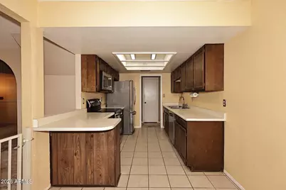 5252 W Purdue Avenue W, Glendale, AZ 85302 - Photo 13