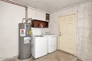 5252 W Purdue Ave W, Glendale, AZ 85302 - Photo 31