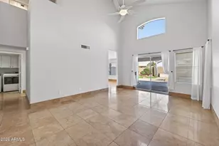 4034 E Anderson Dr, Phoenix, AZ 85032 - Photo 7