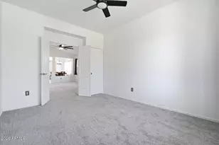 6822 S 40th Dr, Phoenix, AZ 85041 - Photo 27