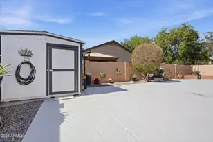 6822 S 40th Dr, Phoenix, AZ 85041 - Photo 33