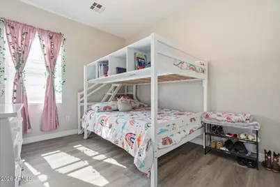 6822 S 40th Drive, Phoenix, AZ 85041 - Photo 23