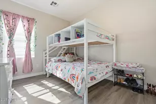 6822 S 40th Dr, Phoenix, AZ 85041 - Photo 23