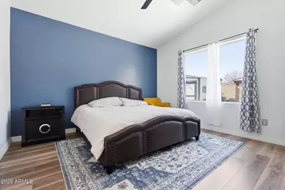 6822 S 40th Drive, Phoenix, AZ 85041 - Photo 19