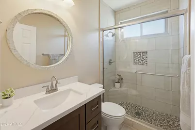 7 W Silverwood Drive, Phoenix, AZ 85045 - Photo 29