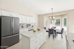 7 W Silverwood Dr, Phoenix, AZ 85045 - Photo 17