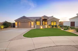 7 W Silverwood Dr, Phoenix, AZ 85045 - Photo 47