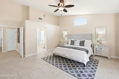 7 W Silverwood Drive, Phoenix, AZ 85045 - Photo 19