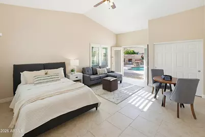 7 W Silverwood Drive, Phoenix, AZ 85045 - Photo 5