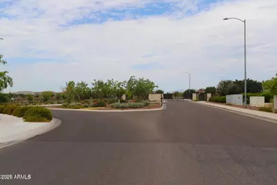 9115 W Glenrosa Avenue, Phoenix, AZ 85037 - Photo 29