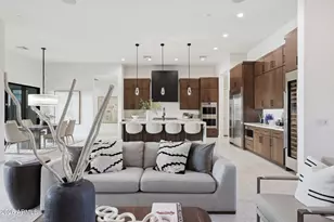 1632 W Lavitt Ln, Phoenix, AZ 85086 - Photo 3