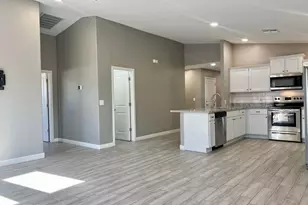 10490 W Mazatlan Dr, Arizona City, AZ 85123 - Photo 9