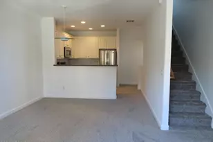 4465 E Paradise Vlg Pkwy S, Phoenix, AZ 85032 - Photo 5