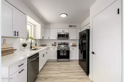 9123 E Gary Lane, Mesa, AZ 85207 - Photo 11