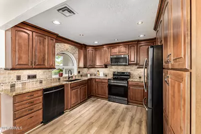 12535 N 77th Drive, Peoria, AZ 85381 - Photo 5