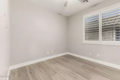 2452 W Warren Drive, Anthem, AZ 85086 - Photo 17