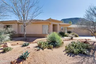840 Crown Ridge Rd, Sedona, AZ 86351 - Photo 1