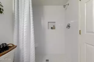 2938 N 61st Pl, Scottsdale, AZ 85251 - Photo 13