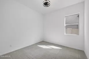 4571 W Gilbert Ln, San Tan Valley, AZ 85144 - Photo 21