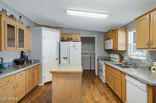 2200 N Delaware Dr, Apache Junction, AZ 85120 - Photo 1