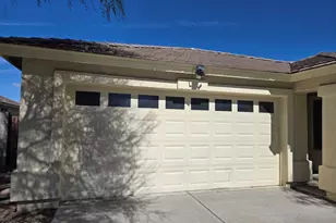 11254 W Locust Ln, Avondale, AZ 85323 - Photo 1