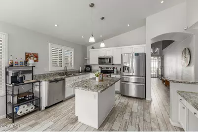 2403 E Rosemonte Drive, Phoenix, AZ 85050 - Photo 7