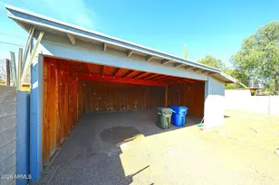 2620 N 29th St, Phoenix, AZ 85008 - Photo 25