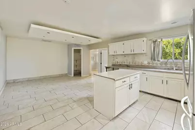 4116 N 64th Drive, Phoenix, AZ 85033 - Photo 9