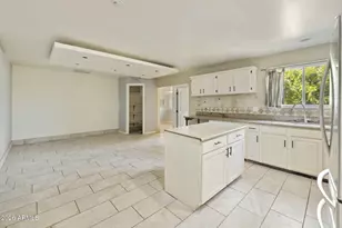 4116 N 64th Dr, Phoenix, AZ 85033 - Photo 9