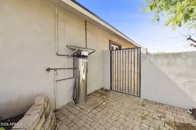 4116 N 64th Drive, Phoenix, AZ 85033 - Photo 29