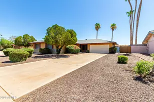 4013 S Hazelton Ln, Tempe, AZ 85282 - Photo 3