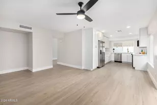 942 E Driftwood Dr, Tempe, AZ 85283 - Photo 9