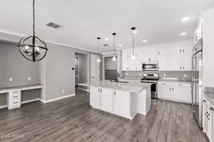 9785 W Robin Ln, Peoria, AZ 85383 - Photo 7