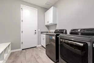 9785 W Robin Ln, Peoria, AZ 85383 - Photo 25