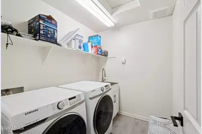 5733 W Odeum Lane, Phoenix, AZ 85043 - Photo 23