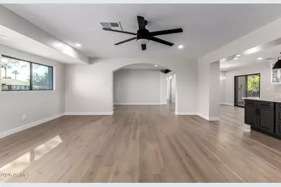 3318 E Montecito Avenue, Phoenix, AZ 85018 - Photo 11