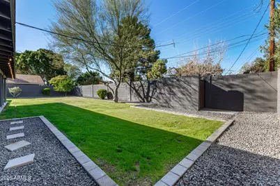 3318 E Montecito Avenue, Phoenix, AZ 85018 - Photo 41