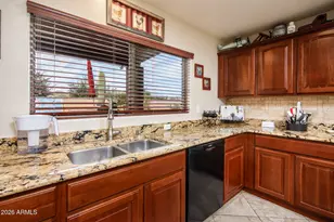 19436 N Lousandra Dr, Maricopa, AZ 85138 - Photo 9