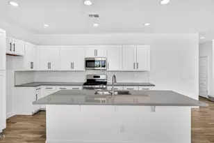 14385 W Soft Wind Dr, Surprise, AZ 85387 - Photo 5