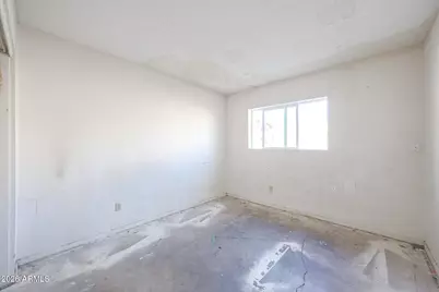 8106 W Wethersfield Road, Peoria, AZ 85381 - Photo 13