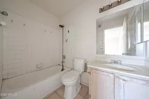 8106 W Wethersfield Rd, Peoria, AZ 85381 - Photo 15