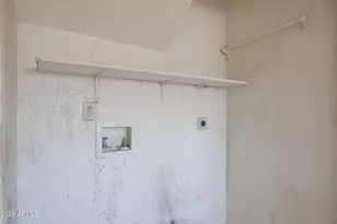 8106 W Wethersfield Rd, Peoria, AZ 85381 - Photo 19