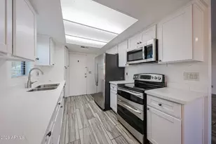 3830 W Crittenden Ln, Phoenix, AZ 85019 - Photo 13