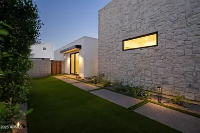 1830 E Palmaire Avenue, Phoenix, AZ 85020 - Photo 47